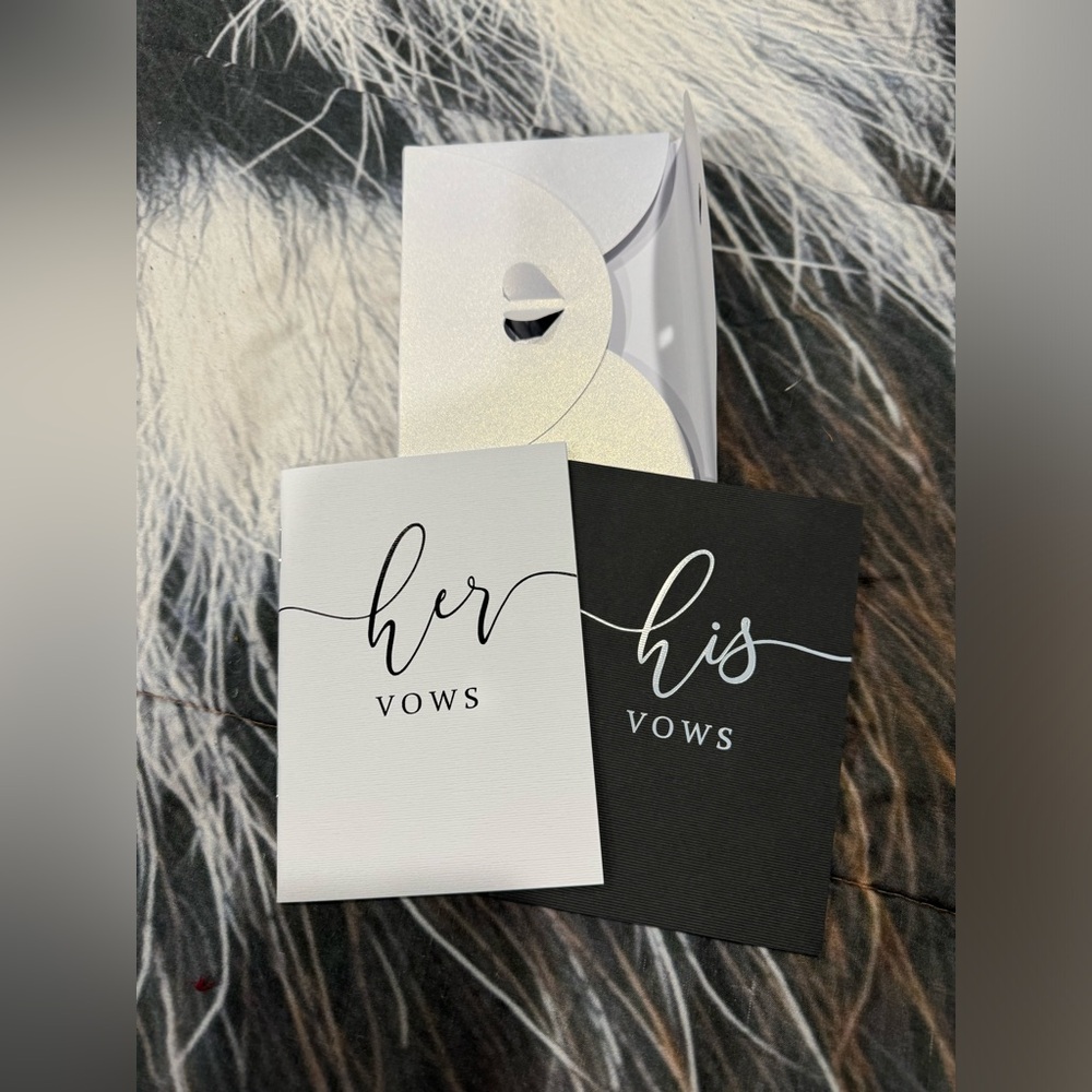 NEW Black and White Vow Booklets